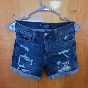 Hollister Mid Rise Jean Short, Size 5